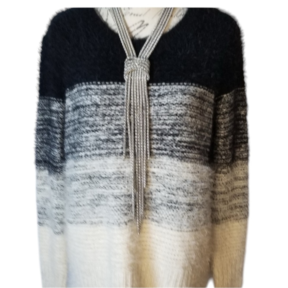 KIMCHI Blue Sweater